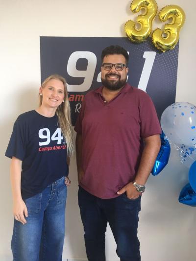 Campo Abeto FM estÃ¡ com programaÃ§Ã£o especial dos 33 anos